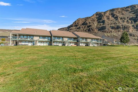 Photo of 8997 Crescent Bar Road NW #219, Quincy, WA 98848 (MLS # 2478661)