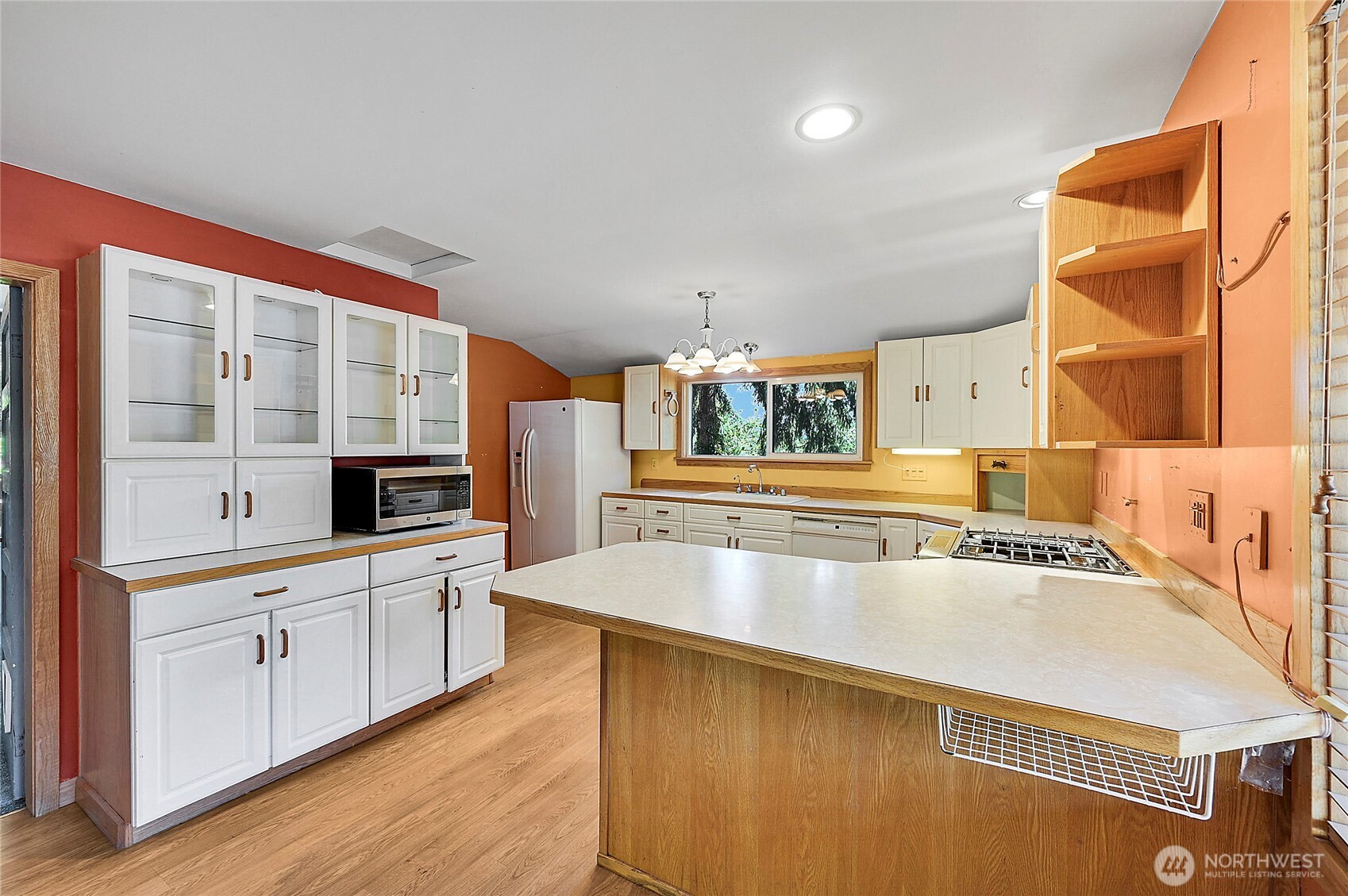 371 E Price Street