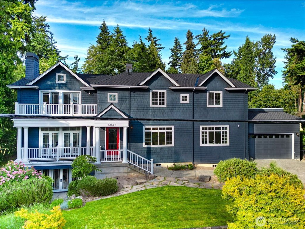 Photo of 4032 W Mercer Way, Mercer Island, WA 98040 (MLS # 2371588)
