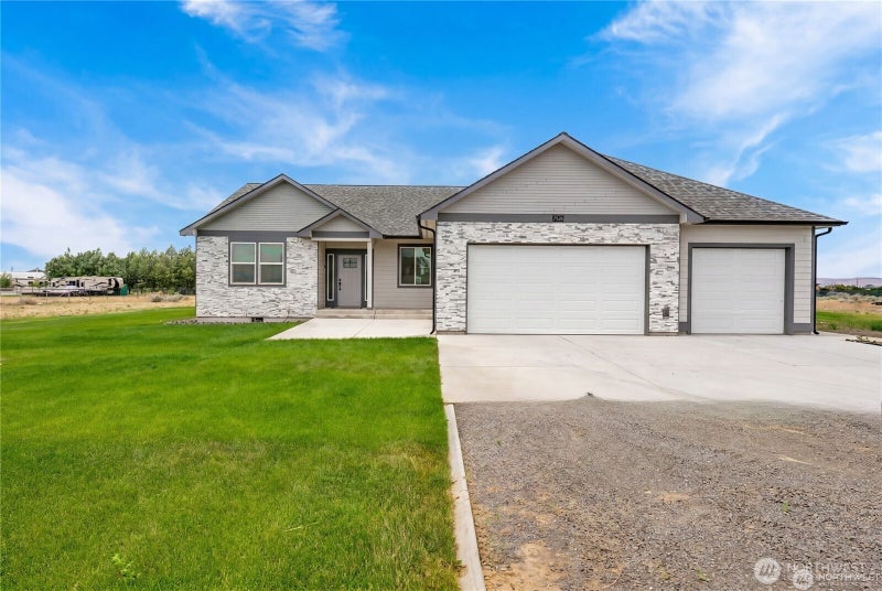 7526 Road D.5 NE