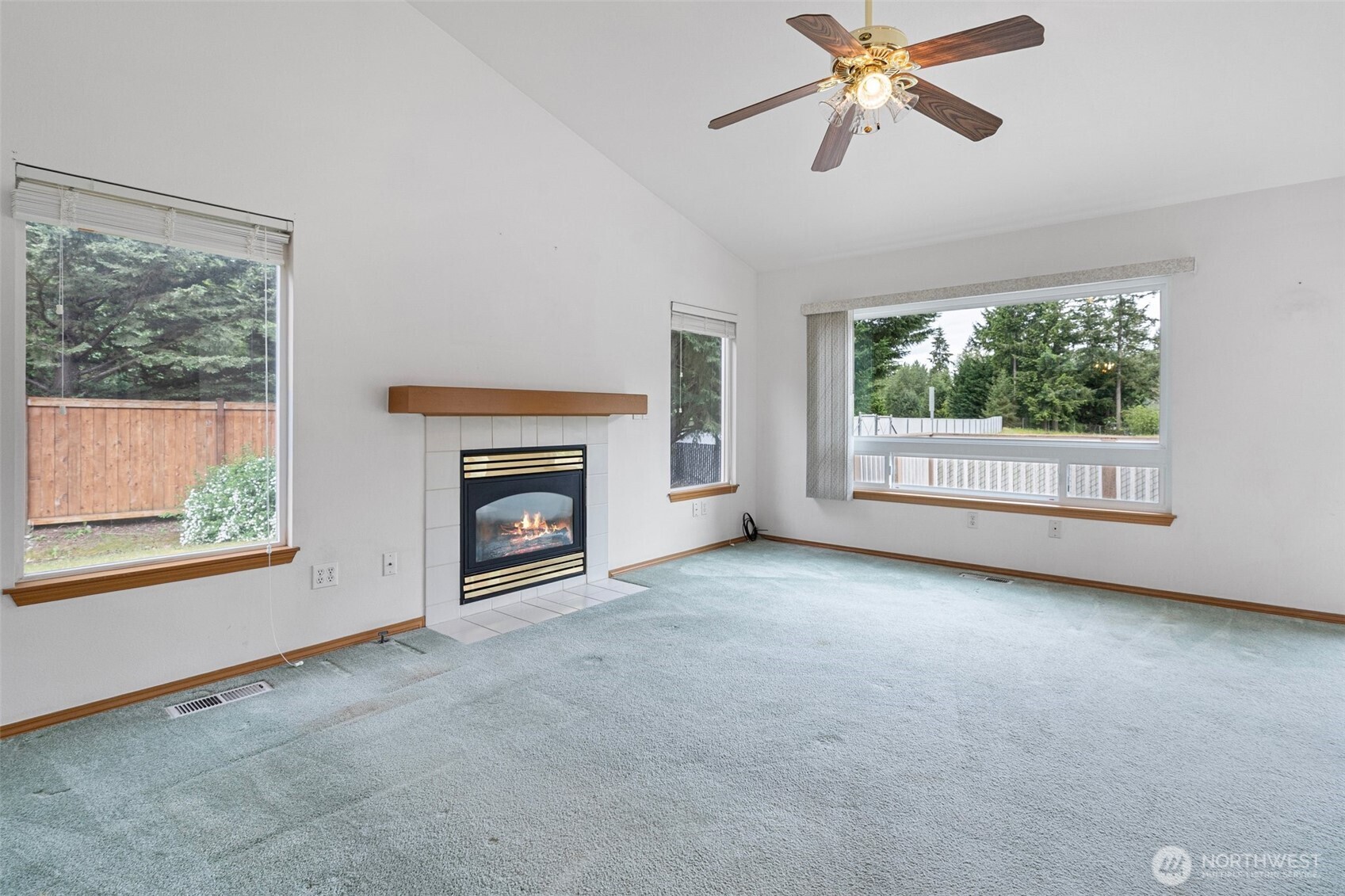 10403 Meadowlark Court E