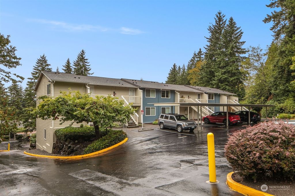 Photo of 9484 Redmond Woodinville Road NE #C206, Redmond, WA 98052 (MLS # 2163577)