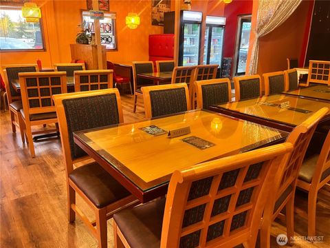 2285 NE XXX Undisclosed Address Avenue Bellevue WA 98005