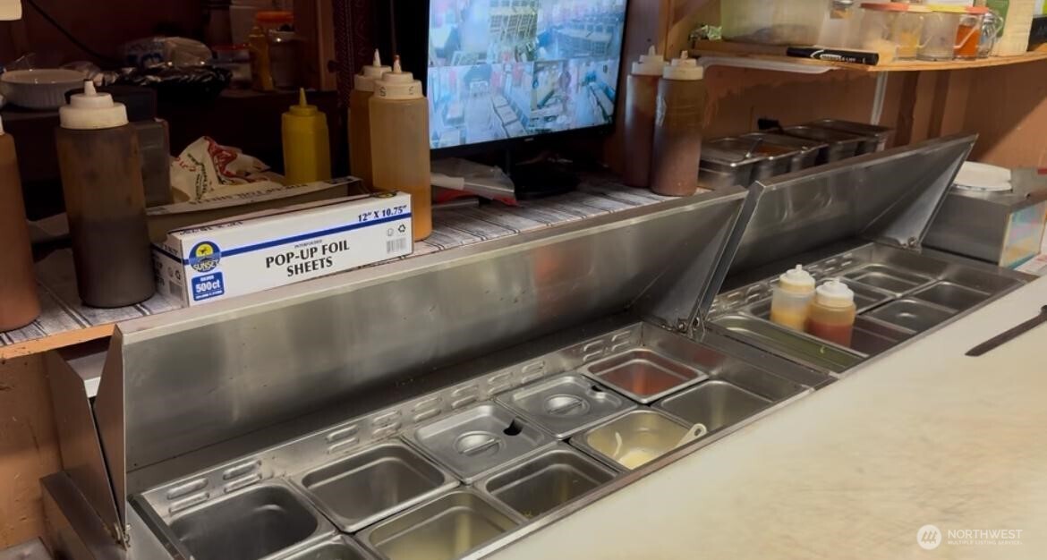 2285 NE XXX Undisclosed Address Avenue