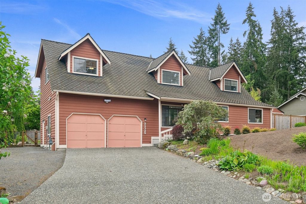 Photo of 21329 Oak Way, Brier, WA 98036 (MLS # 2525380)
