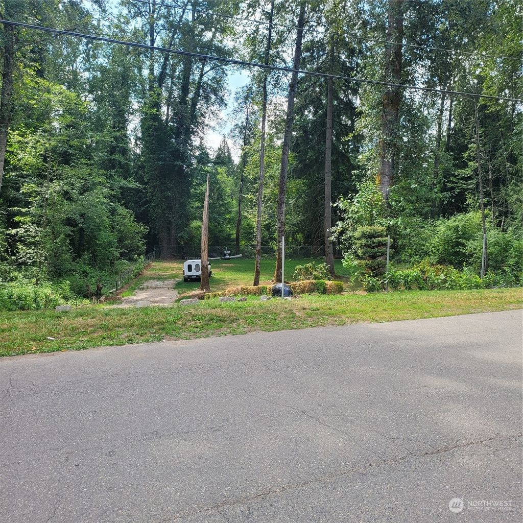 Photo of 18627 SE 216th Street, Renton, WA 98058 (MLS # 2145661)