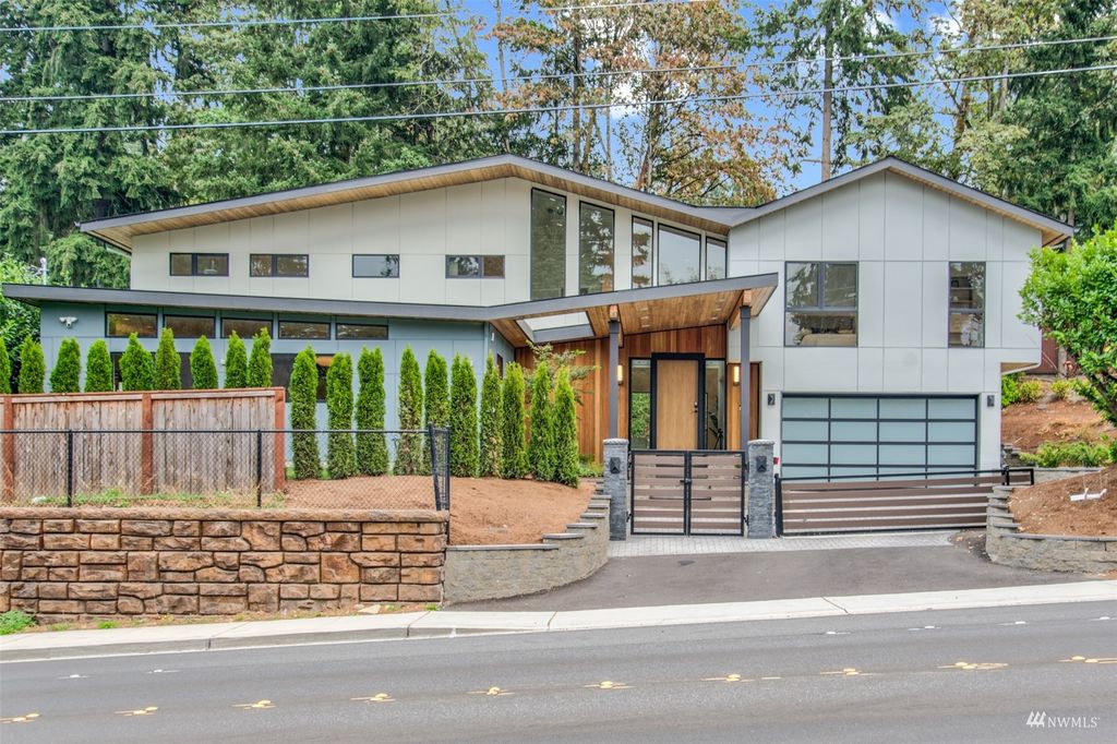 Photo of 4160 150th Avenue SE, Bellevue, WA 98006 (MLS # 1990772)