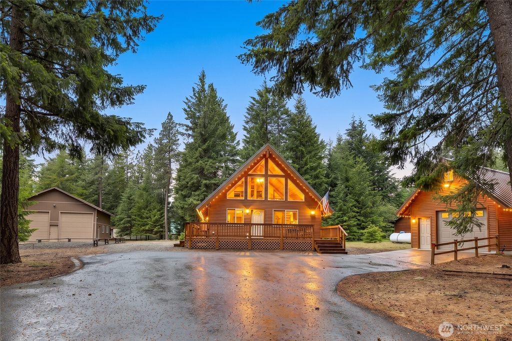 Photo of 420 Vinegar Bend Road, Ronald, WA 98940 (MLS # 2541430)