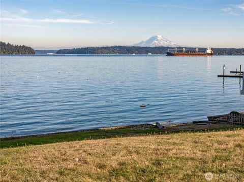 8095 E Daniels Loop Port Orchard WA 98366