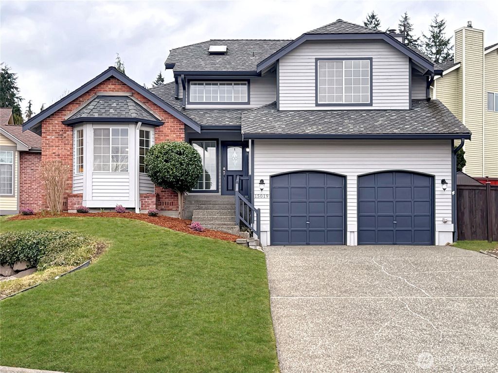 Photo of 15019 86th Avenue NE, Kenmore, WA 98028 (MLS # 2340246)