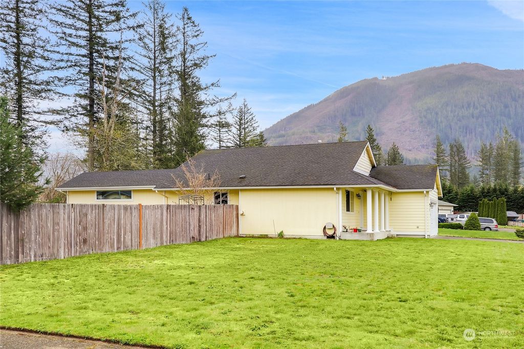 Photo of 129 Meagan Court, Gold Bar, WA 98251 (MLS # 2219626)
