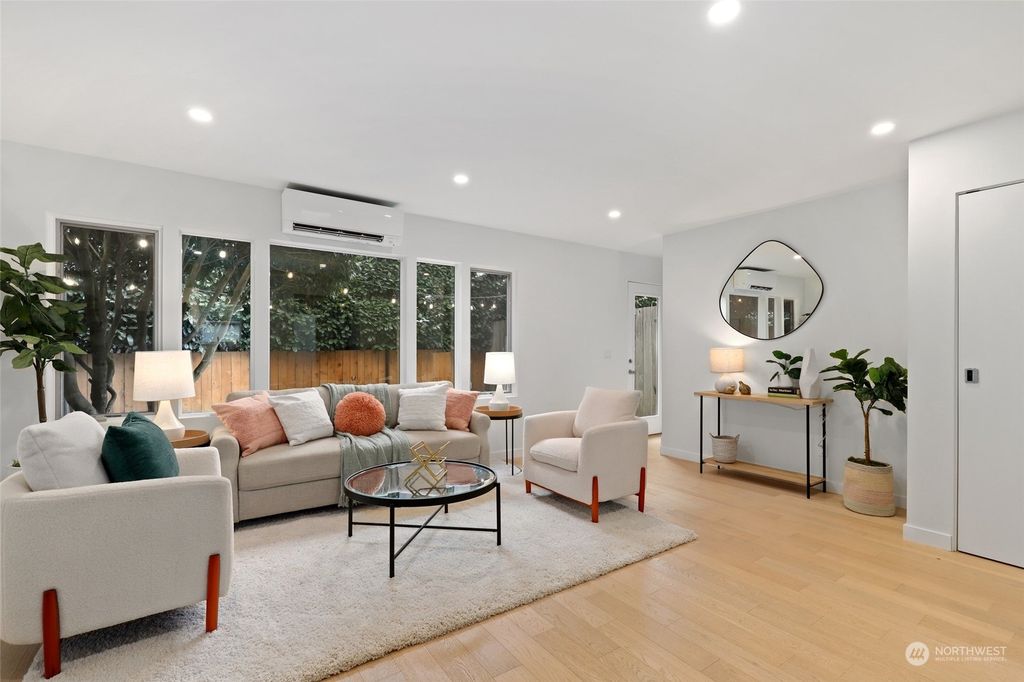 Photo of 1519 5th Avenue W #2, Seattle, WA 98119 (MLS # 2038442)