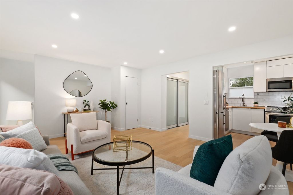 Photo of 1519 5th Avenue W #2, Seattle, WA 98119 (MLS # 2038442)