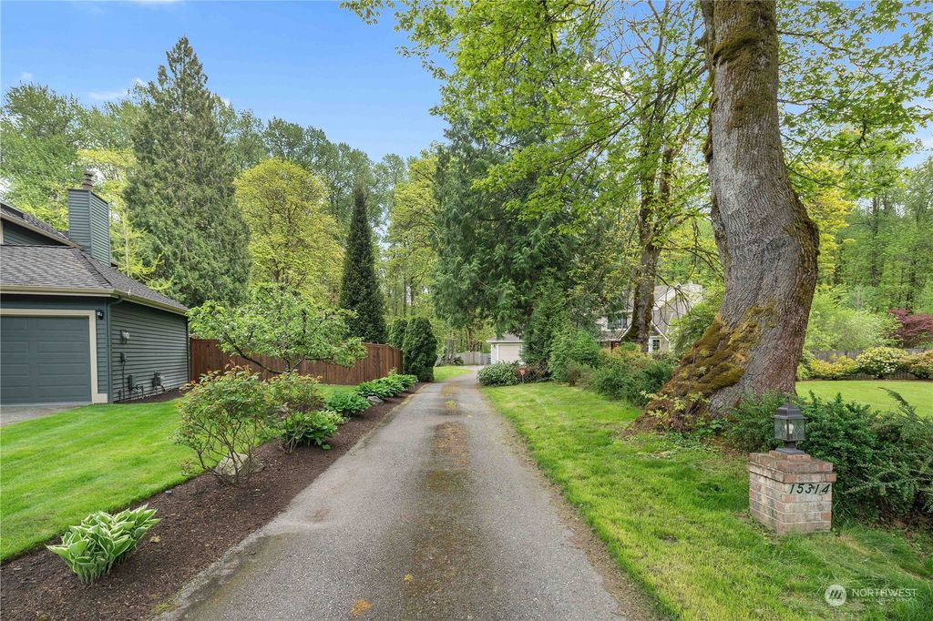 Photo of 15314 163rd Court SE, Renton, WA 98058 (MLS # 2051985)