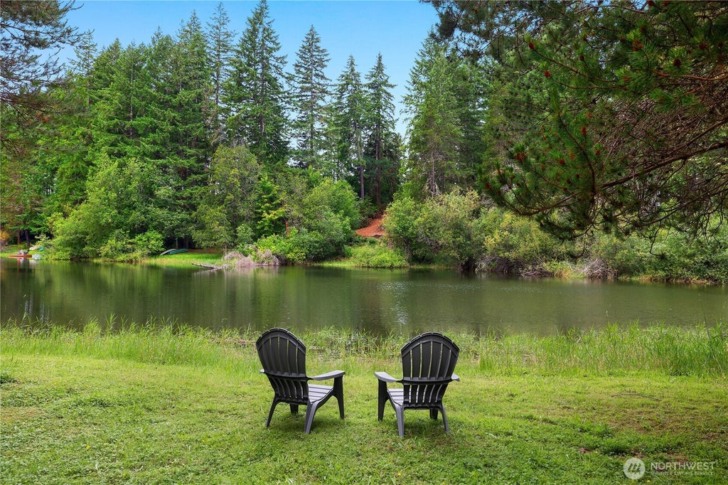 Photo of 580 E Emerald Lake Drive E, Grapeview, WA 98546 (MLS # 2549534)