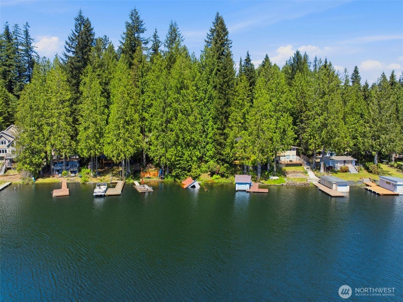 605 SW Lake Roesiger Road