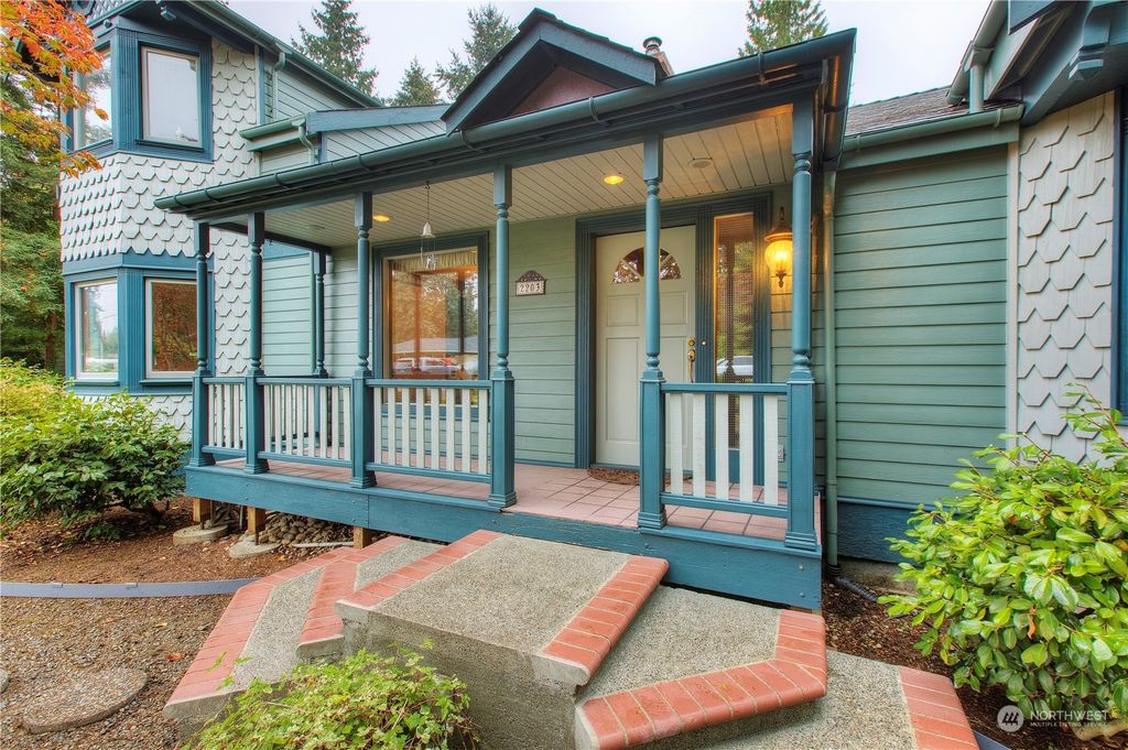 Photo of 2203 10th Avenue, Milton, WA 98354 (MLS # 2002344)