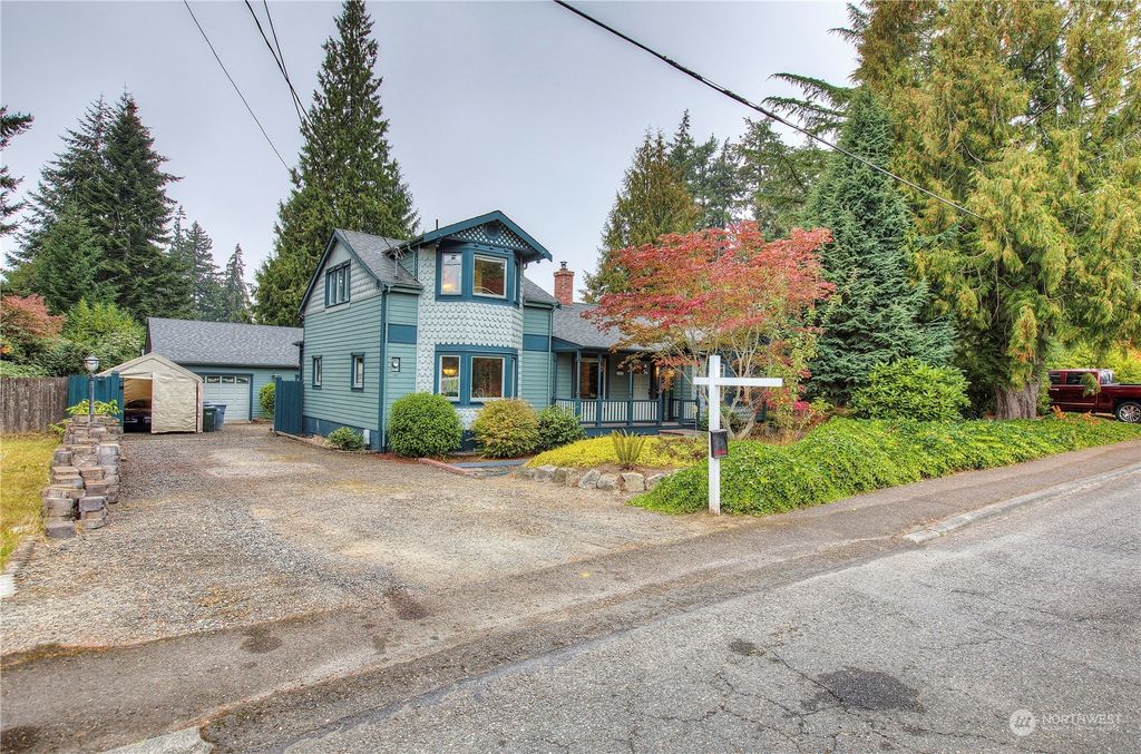 Photo of 2203 10th Avenue, Milton, WA 98354 (MLS # 2002344)