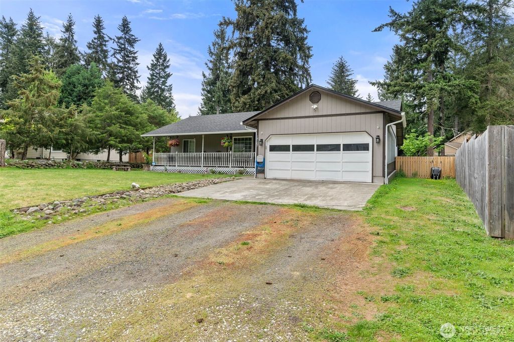 Photo of 18107 E Clear Lake Boulevard SE, Yelm, WA 98597 (MLS # 2522934)