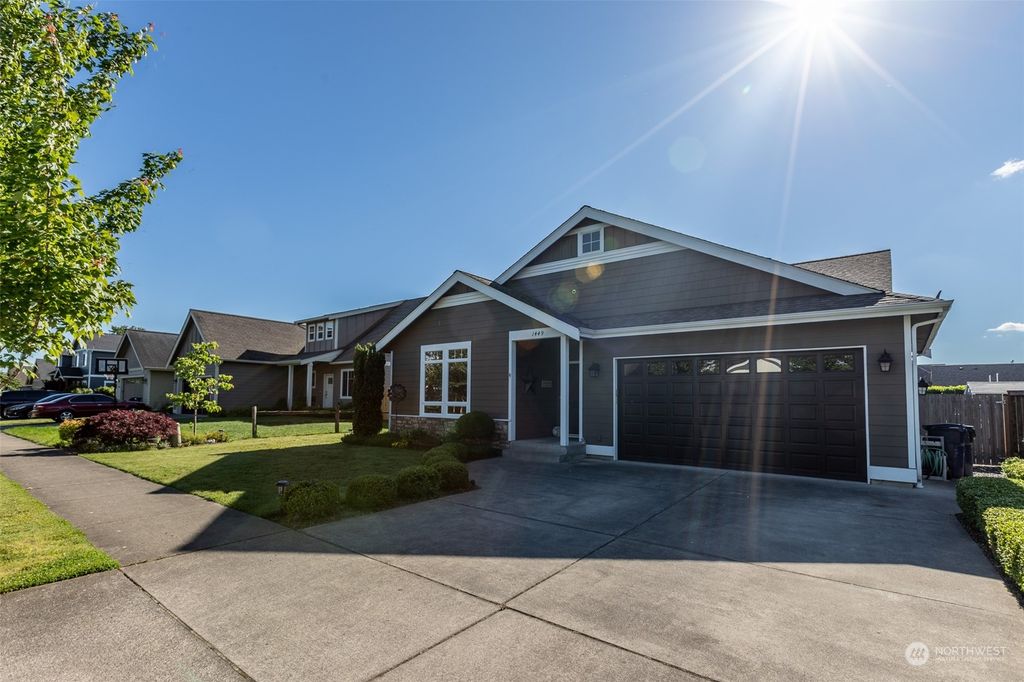 listing image 9363236100942491425