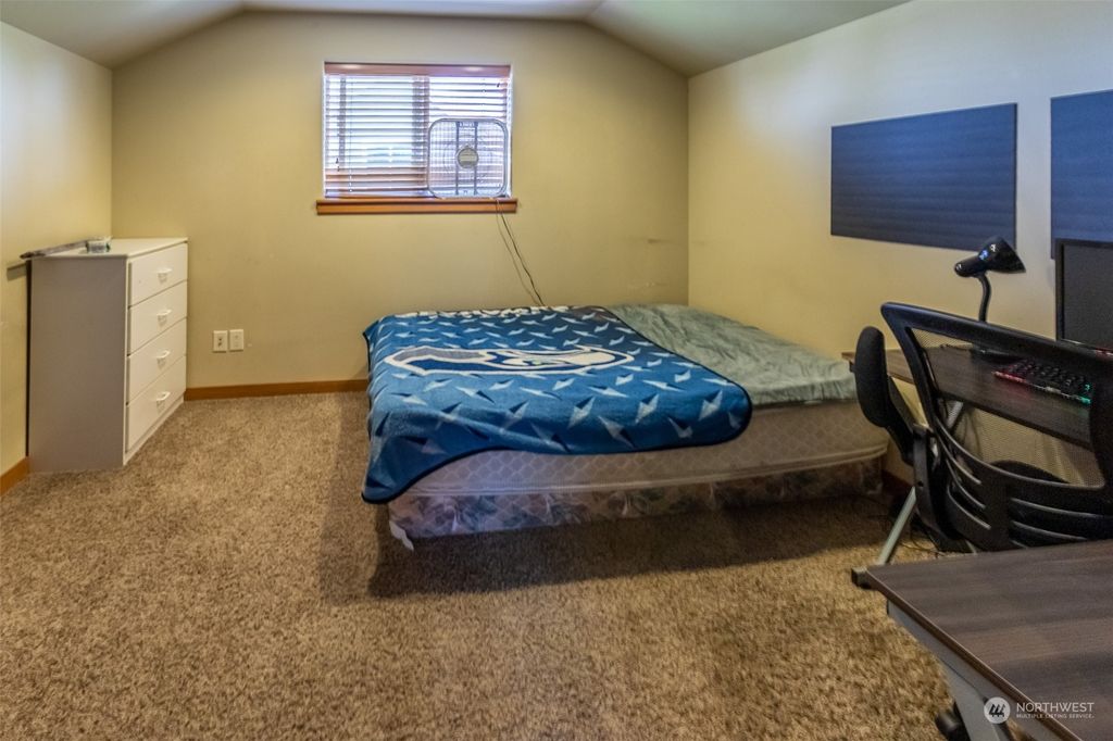 listing image 9366009411446795621