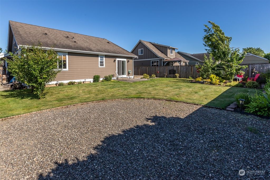 listing image 9365094146409100616