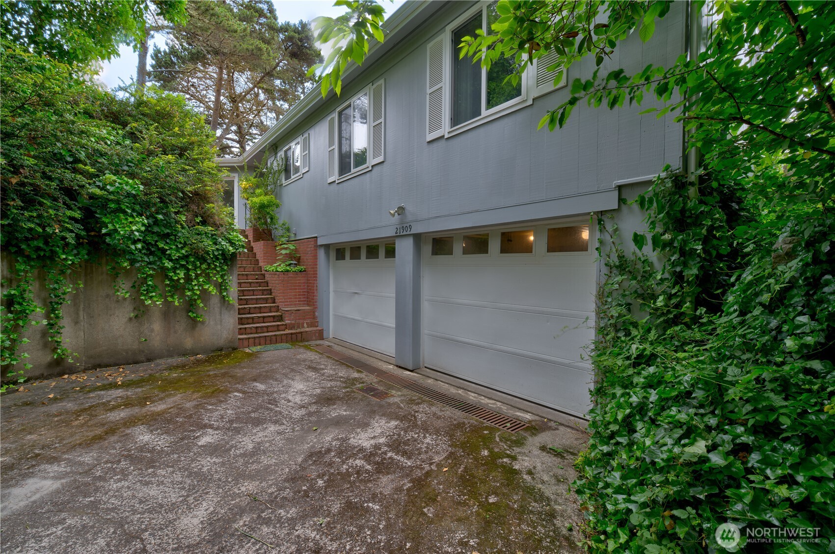 21909 Pacific Way