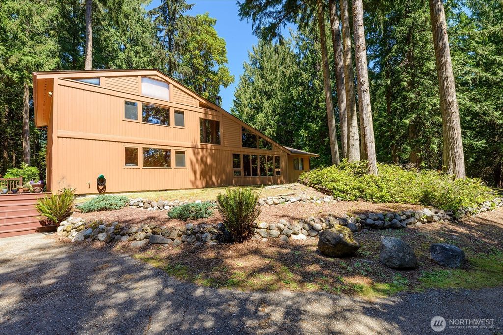 Photo of 76 Fawn Haven Road, Port Angeles, WA 98362 (MLS # 2540677)