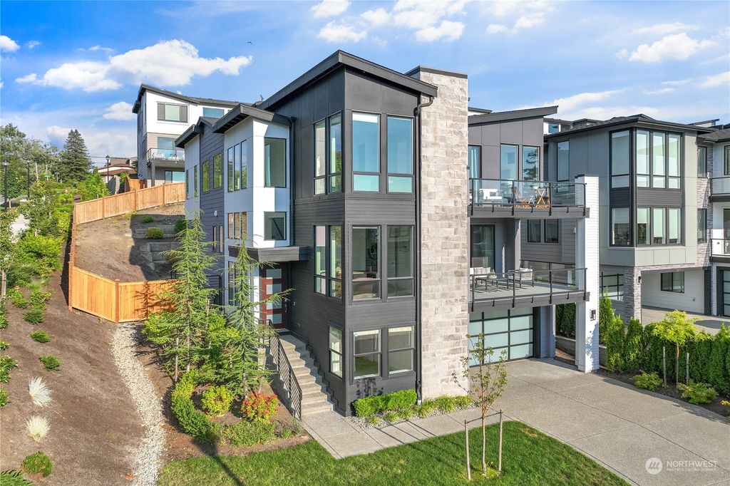 Photo of 3950 Wells Avenue N, Renton, WA 98056 (MLS # 2016773)