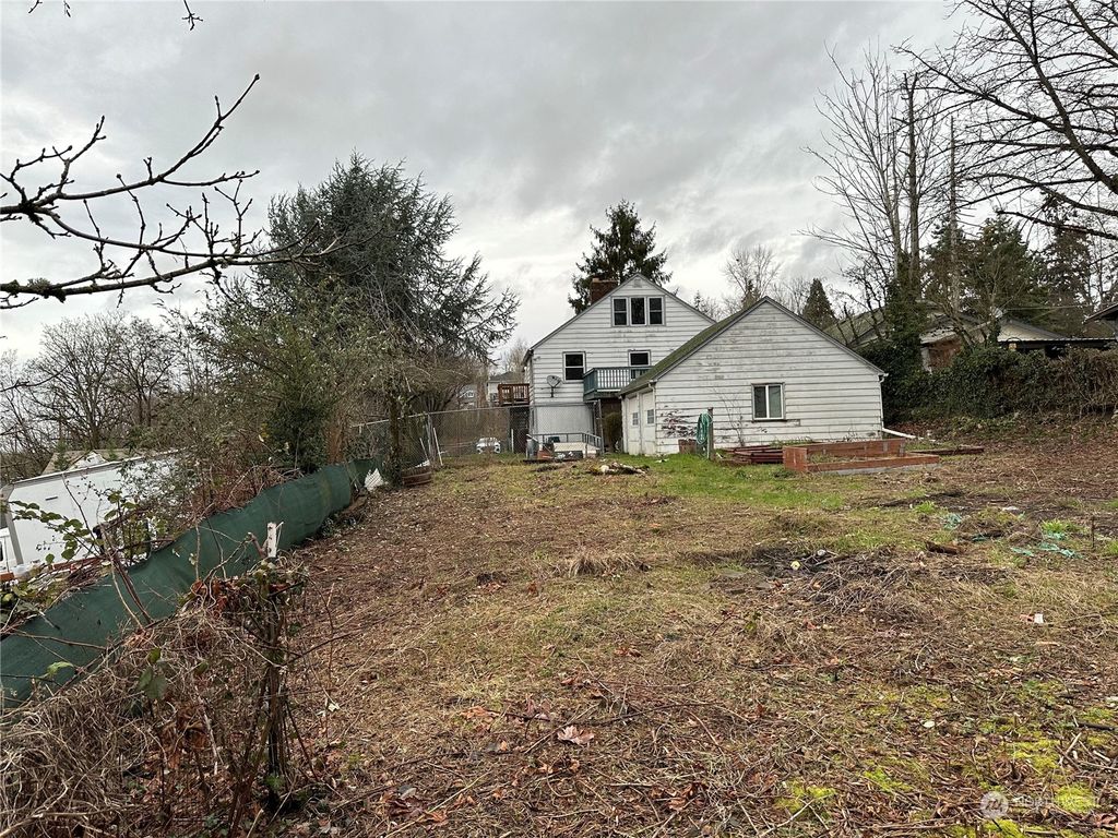 Photo of 4021 S 128th Street, Tukwila, WA 98168 (MLS # 2198652)