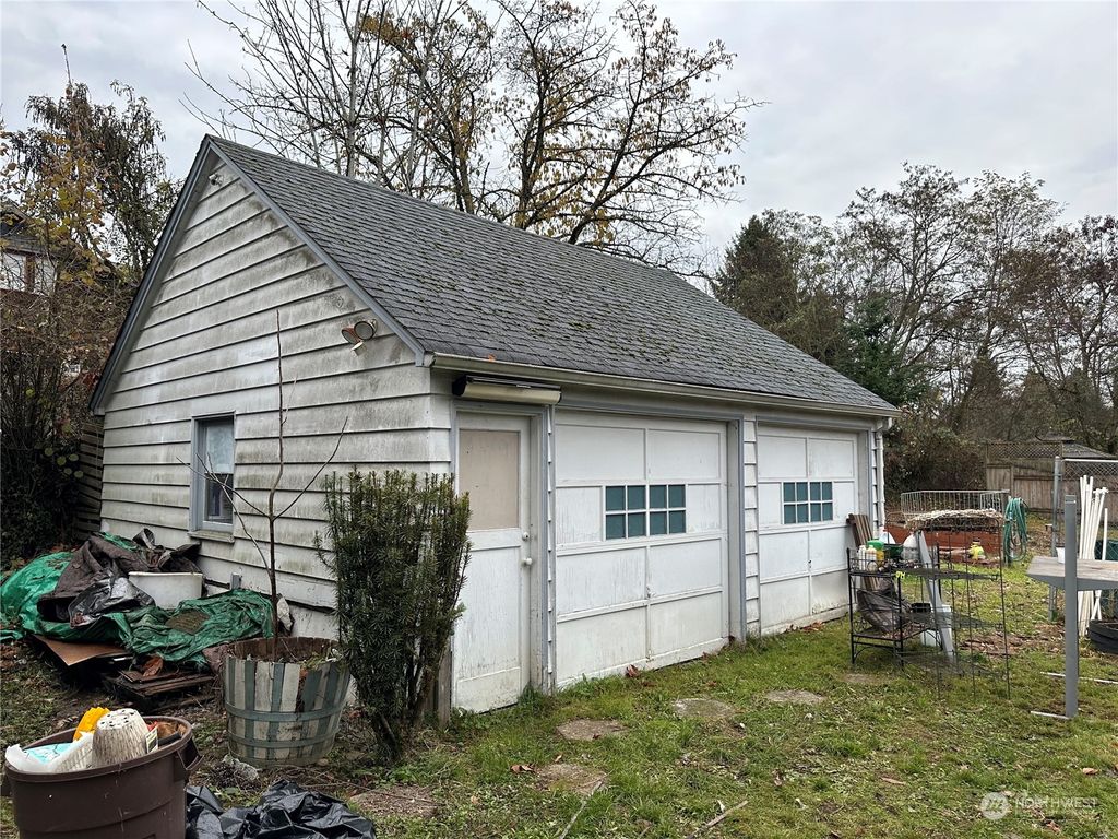 Photo of 4021 S 128th Street, Tukwila, WA 98168 (MLS # 2198652)