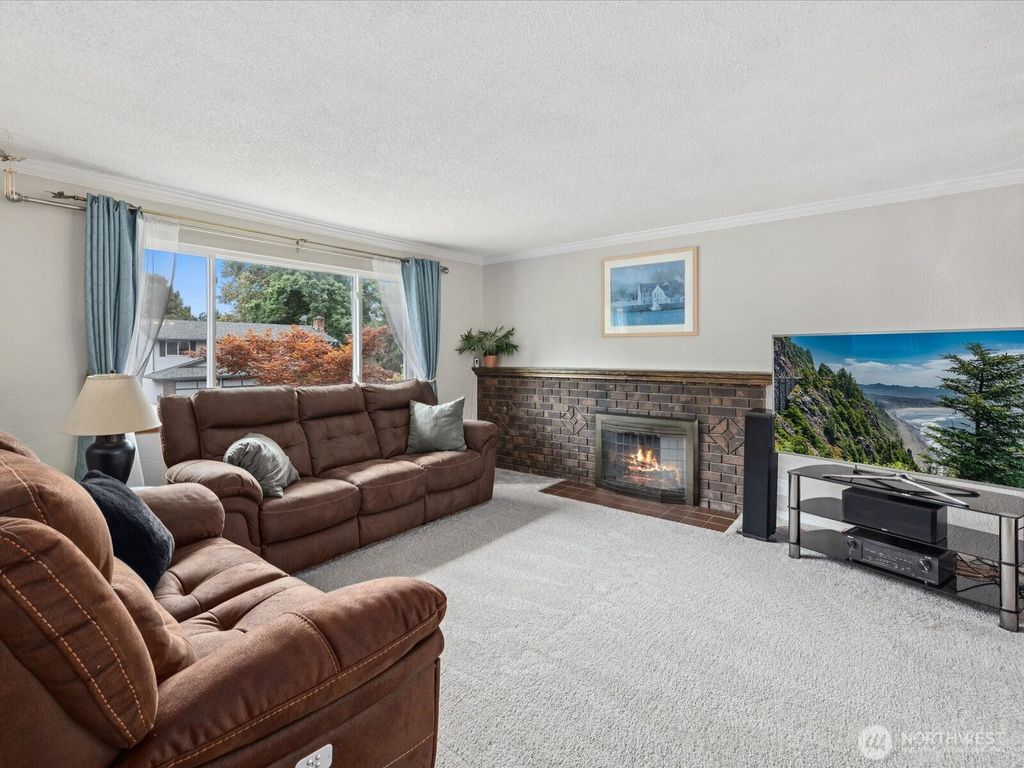 Photo of 2613 172nd Place SE, Bothell, WA 98012 (MLS # 2392650)