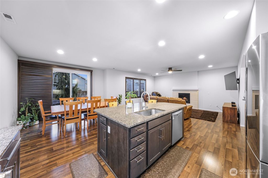 Photo of 17512 Juniper Street, Granite Falls, WA 98252 (MLS # 2465210)