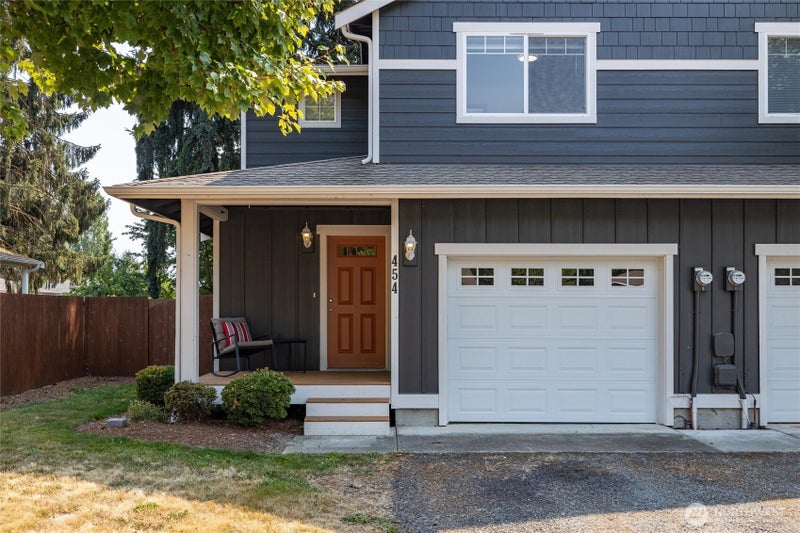 454 Oak Hill Lane