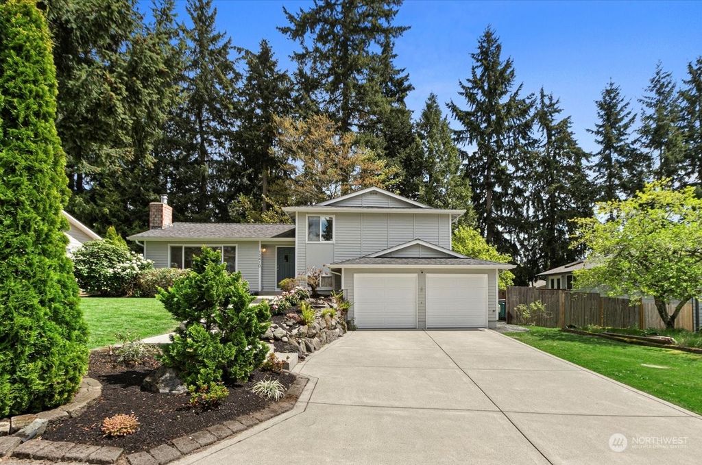 Photo of 13410 90th Place NE, Kirkland, WA 98034 (MLS # 2066408)
