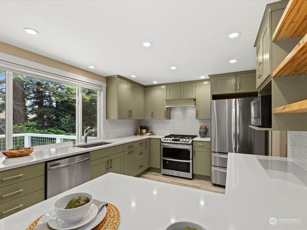 Photo of 13410 90th Place NE, Kirkland, WA 98034 (MLS # 2066408)