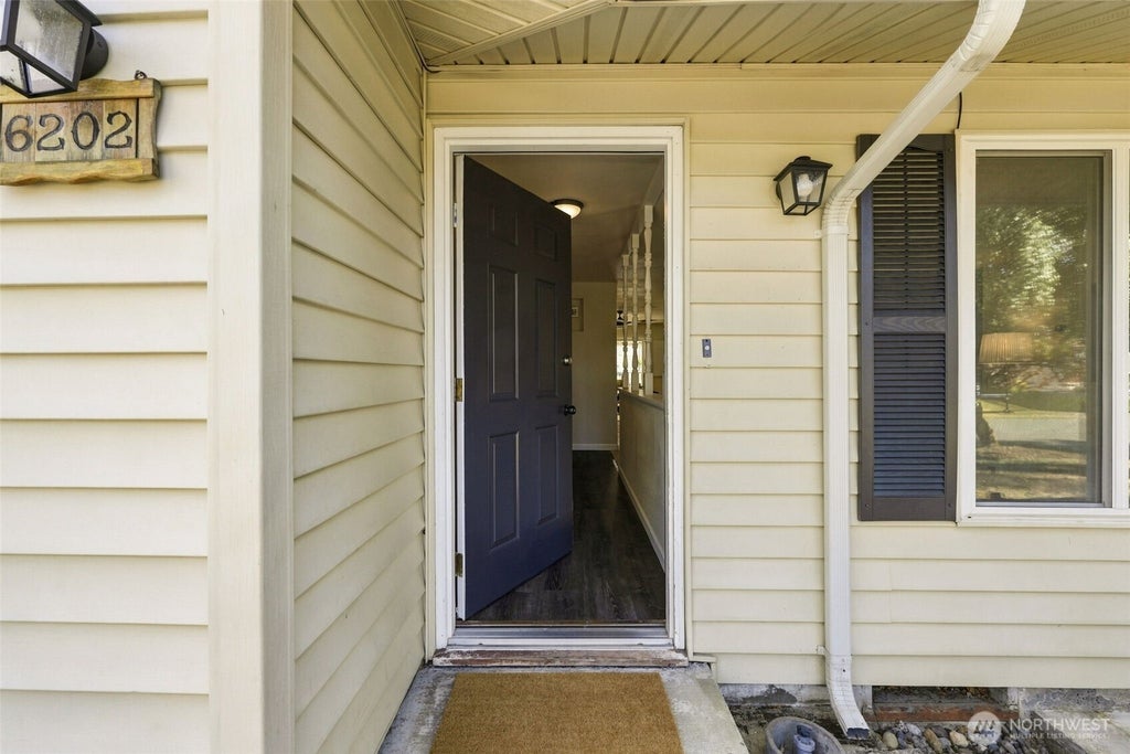Photo of 6202 226th Street SW, Mountlake Terrace, WA 98043 (MLS # 2583762)