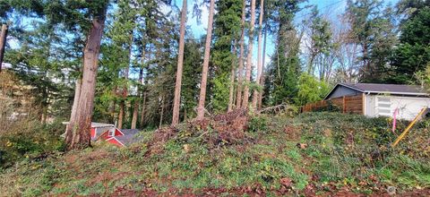 Photo of 3202 17th Street, Bremerton, WA 98312 (MLS # 2461071)