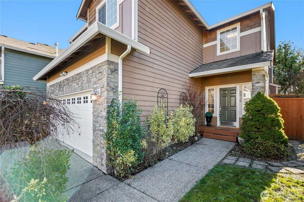 Photo of 2614 145th Street SW, Lynnwood, WA 98087 (MLS # 2479971)