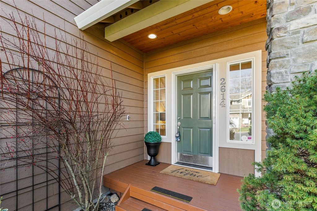 Photo of 2614 145th Street SW, Lynnwood, WA 98087 (MLS # 2479971)