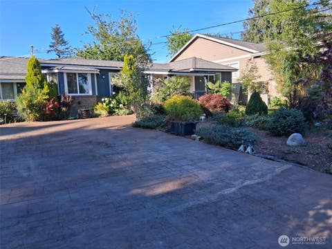 Photo of 8242 S 128th Street, Seattle, WA 98178 (MLS # 2540879)