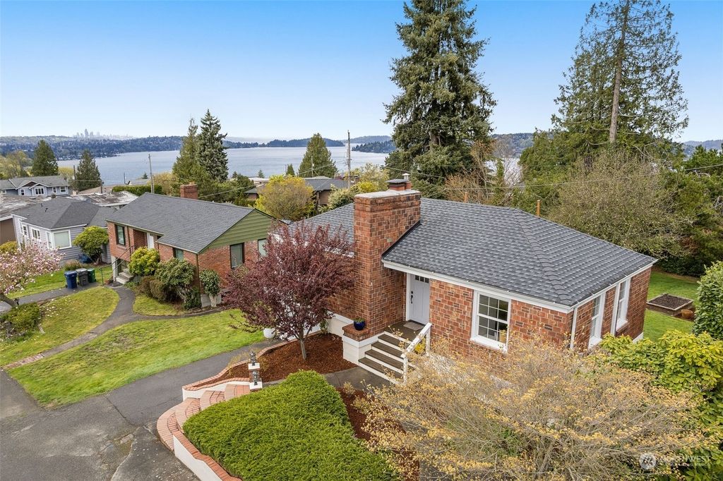 Photo of 10822 Cornell Avenue S, Seattle, WA 98178 (MLS # 2220169)