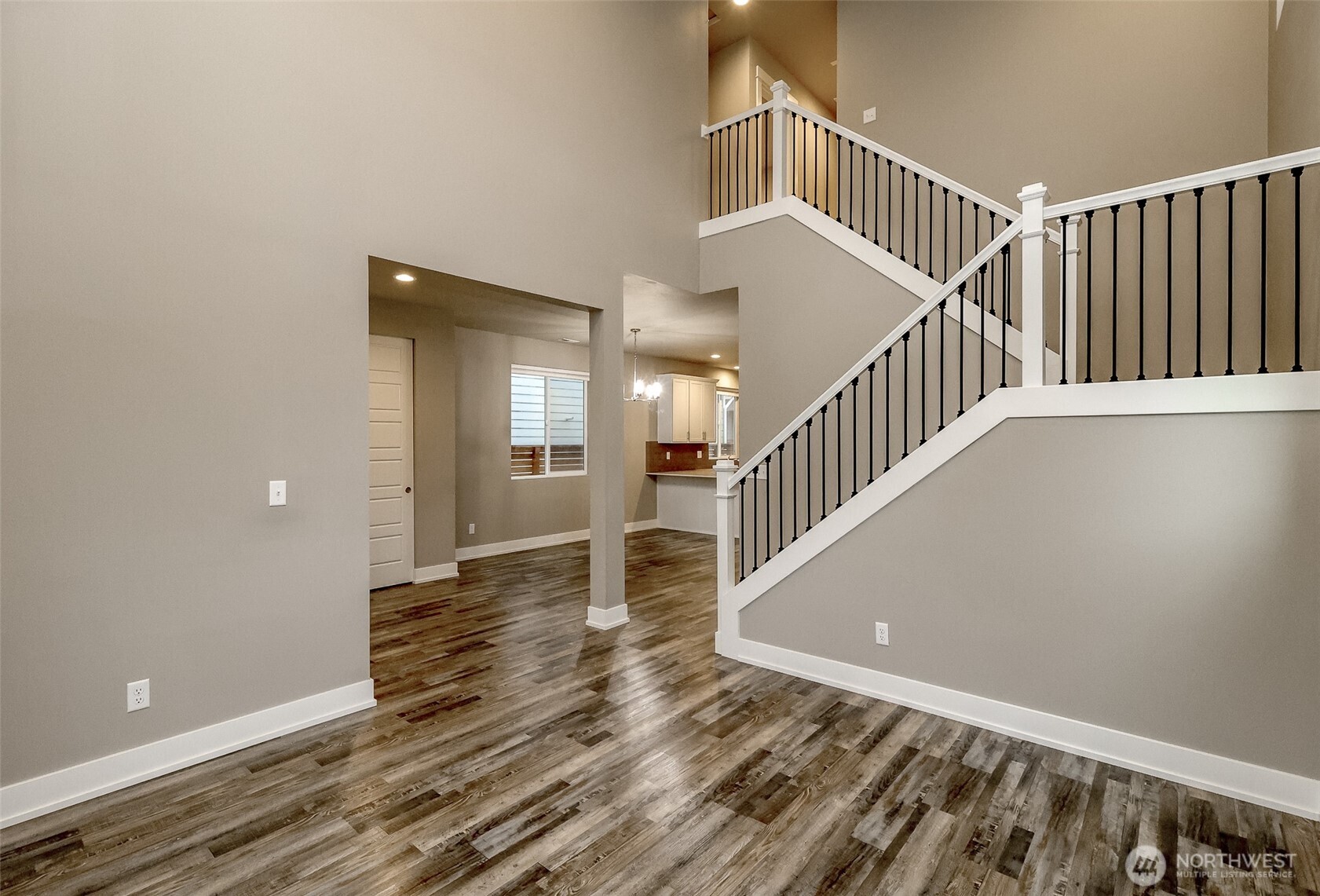 18827 Eagle Ridge Drive E