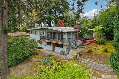 Photo of 12226 SE 25th Street, Bellevue, WA 98005 (MLS # 2514710)