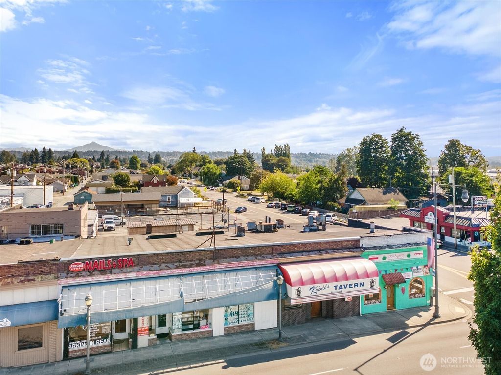 Photo of 204 State Avenue, Marysville, WA 98270 (MLS # 2482637)