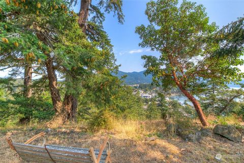 A home in Orcas Island