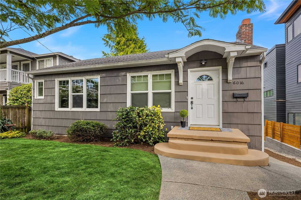 Photo of 6016 35th Avenue NE, Seattle, WA 98115 (MLS # 2398474)