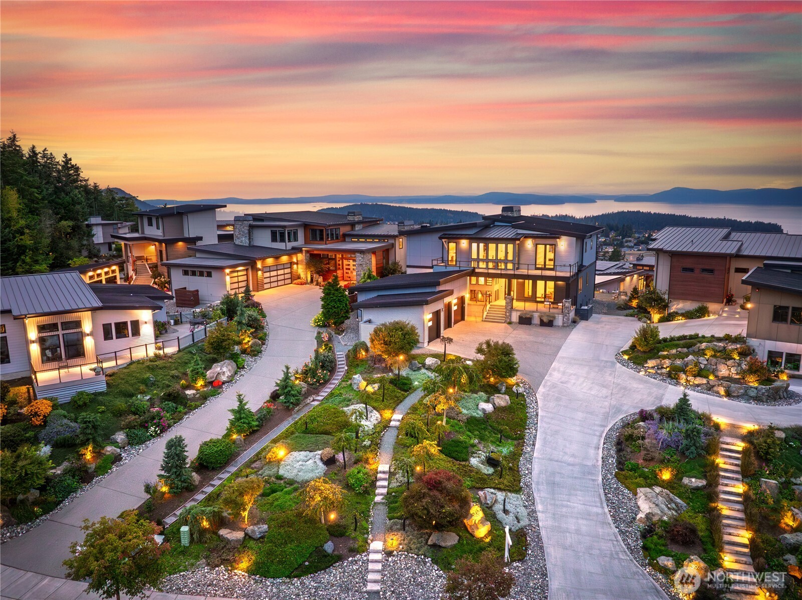 3943 Rockridge Parkway