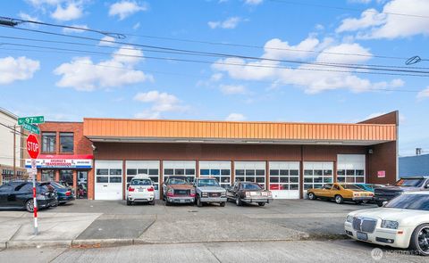 Photo of 9700 Aurora Avenue N, Seattle, WA 98103 (MLS # 2451079)