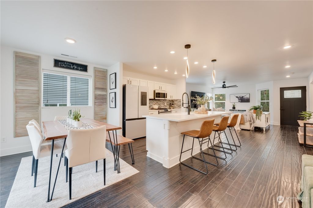 Photo of 34926 SE Swenson Street, Snoqualmie, WA 98065 (MLS # 2312687)